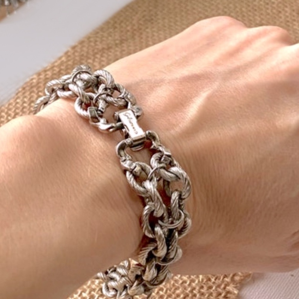 VTG- Beautiful Silver Colored Double Rolo Chain Link Bracelet- Goldette